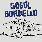 Il testo FAMILIA BONFIREBALL dei GOGOL BORDELLO è presente anche nell'album Seekers and finders (2017)