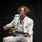 Il testo GUNPOWDER di GORAN BREGOVIC è presente anche nell'album Arizona dream (1993)