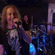 Il testo I CAN SAY I'M SORRY (PIANO VERSION) dei GOTTHARD è presente anche nell'album #13 (2020)