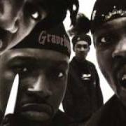 Il testo NOWHERE TO RUN, NOWHERE TO HIDE di GRAVEDIGGAZ è presente anche nell'album 6 feet deep (1997)