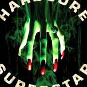 Il testo KICK ON THE UPPERCLASS dei HARDCORE SUPERSTAR è presente anche nell'album Hardcore superstar (2005)