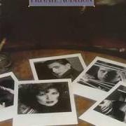 Il testo HEY DARLIN DARLIN dei HEART è presente anche nell'album Private audition (1982)