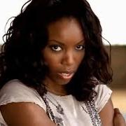 Il testo FOUR WORDS FROM A HEARTBREAK di HEATHER HEADLEY è presente anche nell'album This is who i am (2002)