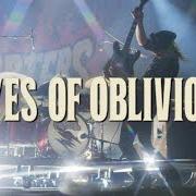 Il testo THE PRESSURE'S ON di HELLACOPTERS è presente anche nell'album Eyes of oblivion (2022)