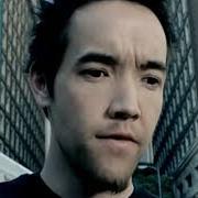 Il testo HOOBASTANK TALKING TO FANS di HOOBASTANK è presente anche nell'album The reason (2003)