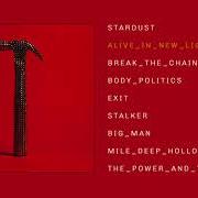 Il testo STARDUST di IAMX è presente anche nell'album Alive in new light (2018)