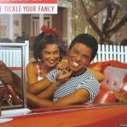 Il testo YOU'RE GIVIN' ME THE RUNAROUND di JERMAINE JACKSON è presente anche nell'album I like your style (1981)