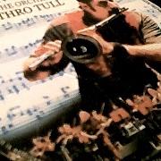 Il testo THICK AS A BRICK dei JETHRO TULL è presente anche nell'album A classic case - the london symphony orchestra plays (1985)