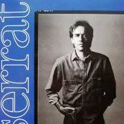 Il testo PER CONSTRUIR UN BELL SOMNI di JOAN MANUEL SERRAT è presente anche nell'album Material sensible (1989)