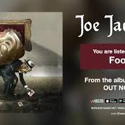 Il testo BIG BLACK CLOUD di JOE JACKSON è presente anche nell'album Fool (2019)