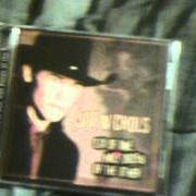 Il testo IN SPITE OF MYSELF di JOE NICHOLS è presente anche nell'album The early years (2003)