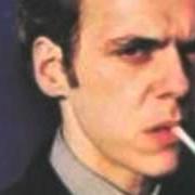 Il testo RADIO GIRL di JOHN HIATT è presente anche nell'album Slug line / two bit monsters (1993)