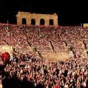 Il testo LE TASCHE PIENE DI SASSI di JOVANOTTI è presente anche nell'album Ora (2011)