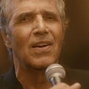 Il testo LES PARVIS di JULIEN CLERC è presente anche nell'album Les parvis (2025)