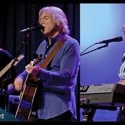 Il testo THE WESTERN SKY di JUSTIN HAYWARD è presente anche nell'album Spirits of the western sky (2013)