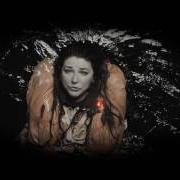 Il testo ACT ONE - HOUNDS OF LOVE di KATE BUSH è presente anche nell'album Before the dawn (2016)