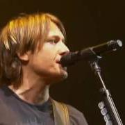 Il testo EVERYBODY di KEITH URBAN è presente anche nell'album Love, pain and the whole crazy thing (2006)