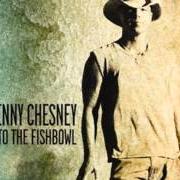 Il testo WHILE HE STILL KNOWS WHO I AM di KENNY CHESNEY è presente anche nell'album Welcome to the fishbowl (2012)