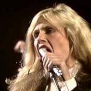 Il testo JUST TO SEE YOU SMILE di KIM CARNES è presente anche nell'album Hits (2013)