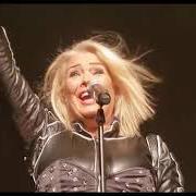 Il testo SOLSTICE di KIM WILDE è presente anche nell'album Here come the aliens (2018)