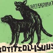 Il testo KUOLLA ELÄVÄNÄ (MANA MANA) dei KOTITEOLLISUUS è presente anche nell'album Sotakoira (2008)