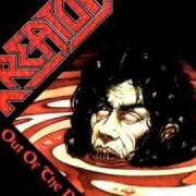 Il testo IMPOSSIBLE TO CURE dei KREATOR è presente anche nell'album Out of the dark... into the light (1988)