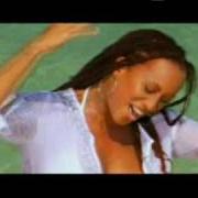 Il testo LADIES RULE di ALISON HINDS è presente anche nell'album Soca queen (2007)