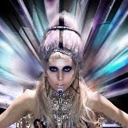 Il testo HOOKER di LADY GAGA è presente anche nell'album Born this way (2011)