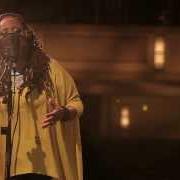 Il testo WHATEVER di LALAH HATHAWAY è presente anche nell'album Lalah hathaway live (2015)