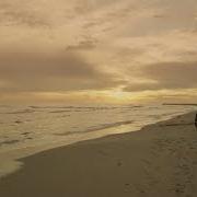 Il testo QUAND LE SOLEIL SE COUCHE di LAURENT VOULZY è presente anche nell'album Belem (2017)