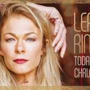 Il testo CELEBRATE ME HOME di LEANN RIMES è presente anche nell'album Today is christmas (2015)