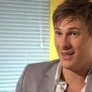 Il testo PERFECT STRANGERS dei LEE RYAN è presente anche nell'album Confessions (2010)