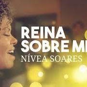 Nívea Soares