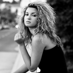 Tori Kelly