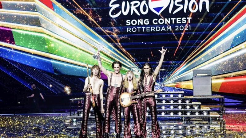Eurovision 2021: sulla Torre Eiffel sventola bandiera bianca Eurovision 2021: sulla Torre Eiffel sventola bandiera bianca