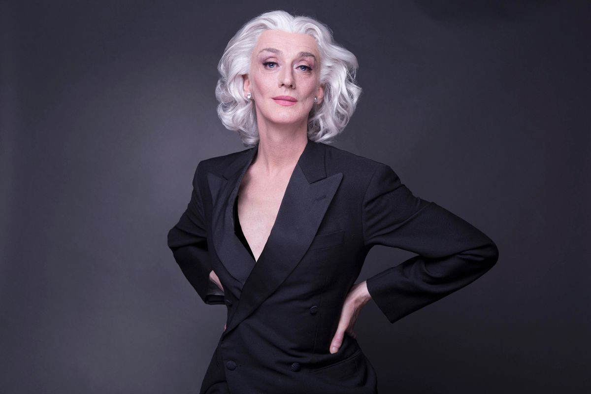La terza serata di Sanremo marcata Drusilla Foer La terza serata di Sanremo marcata Drusilla Foer