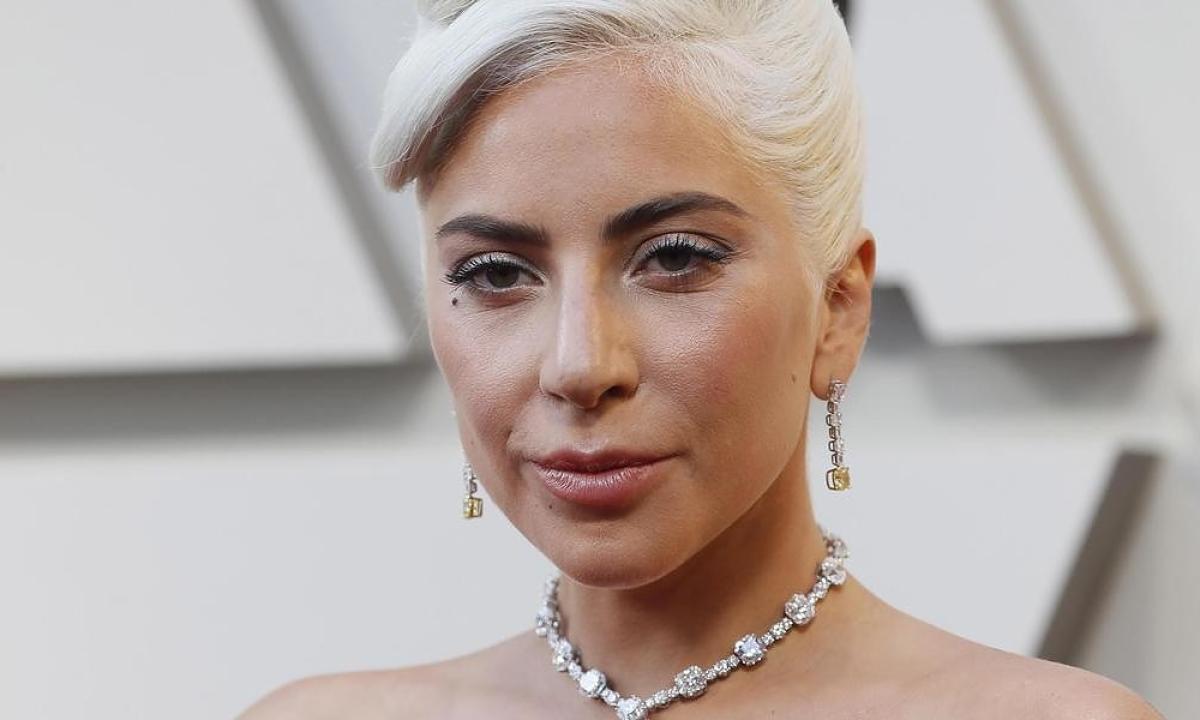 Lady Gaga fa anche i matrimoni: è successo a Como