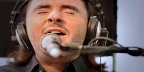Nuvole, il nuovo album del cantautore Pierfrancesco Madeo Nuvole, il nuovo album del cantautore Pierfrancesco Madeo