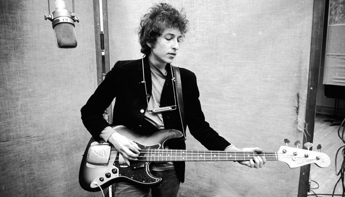 Bob Dylan rimborsa i fan per i finti autografi