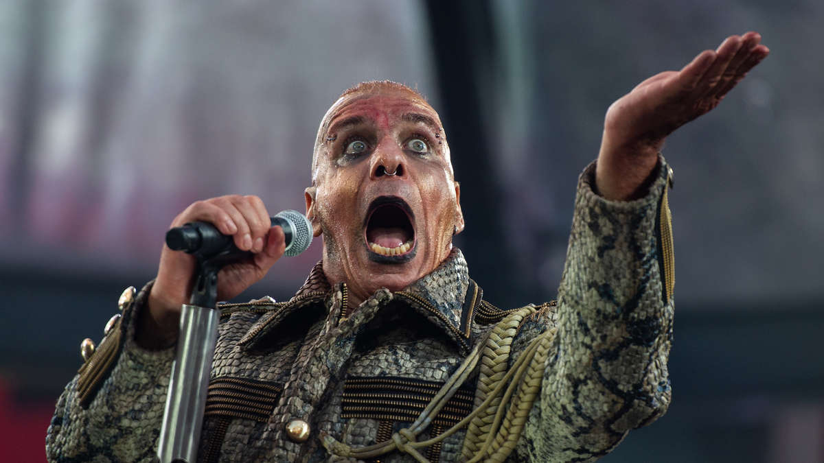 Rammstein: la casa editrice Kiepenheuer & Witsch rescinde il contratto dopo le nuove accuse