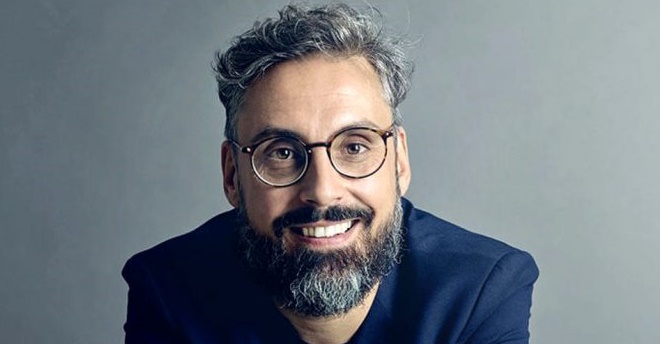 Brunori stasera a mezzanotte per dire "La Vita Com'E'" Brunori stasera a mezzanotte per dire "La Vita Com'E'"