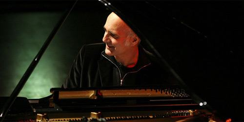 Ludovico Einaudi: un pianoforte in mezzo all'Artico Ludovico Einaudi: un pianoforte in mezzo all'Artico