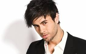 Enrique Iglesias: il nuovo singolo "Subeme La Radio" Enrique Iglesias: il nuovo singolo "Subeme La Radio"