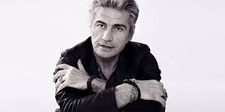 Ligabue operato alle corde vocali