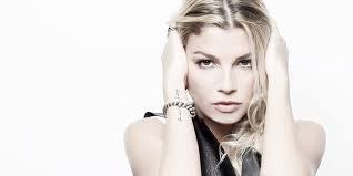 Emma Marrone e lo scherzo ad "Amici": "non riesco a cantare se qualcuno mi puntella"