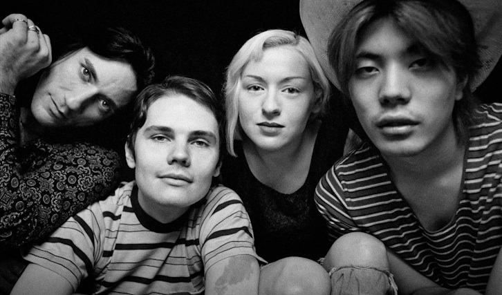 Smashing Pumpkins: in vendita 100 strumenti della band