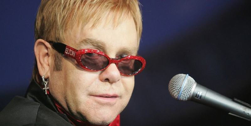 Elton John annuncia il ritiro dalle scene Elton John annuncia il ritiro dalle scene