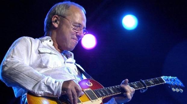 Mark Knopfler: "Suono come un idraulico" Mark Knopfler: "Suono come un idraulico"