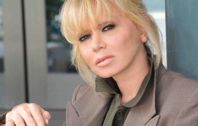 Festival di Sanremo 2020: la lista dei big e le polemiche su Rita Pavone Festival di Sanremo 2020: la lista dei big e le polemiche su Rita Pavone