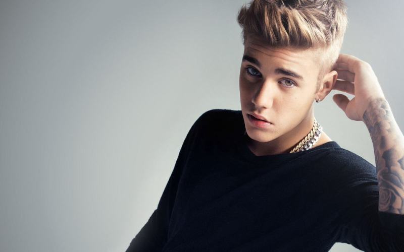 Justin Bieber annuncia il Purpose Tour. Justin Bieber annuncia il Purpose Tour.
